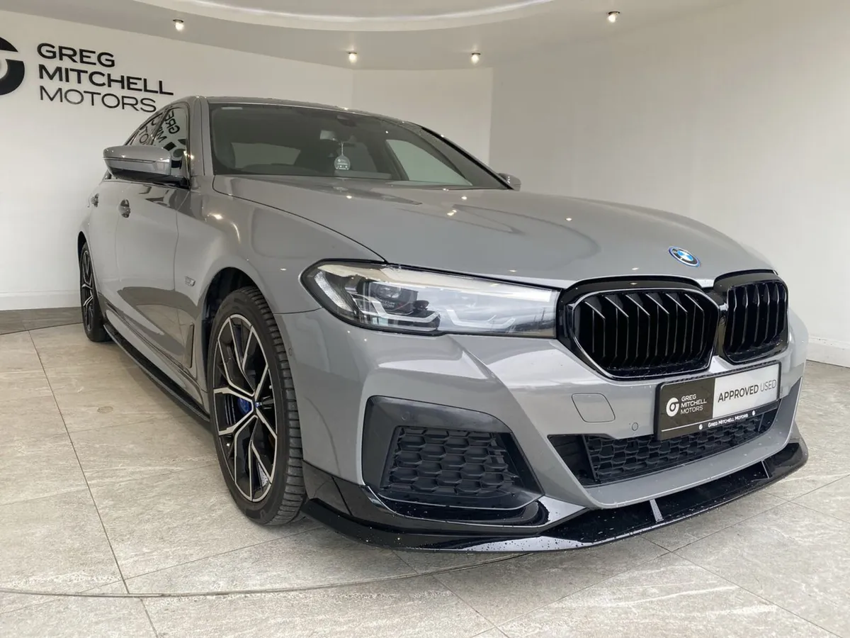 BMW 5-Series 2022 - Image 3