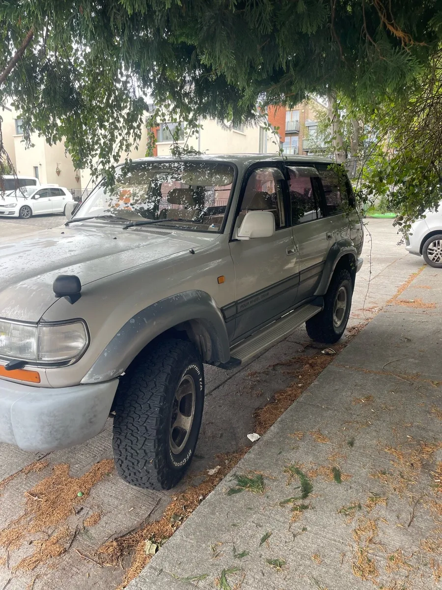 Toyota Landcruiser 80 series - Image 2