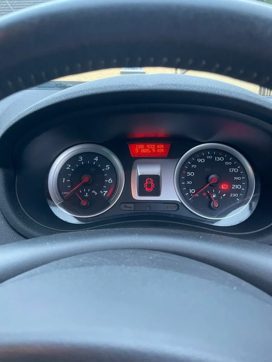 Renault Clio 2007 - Image 2