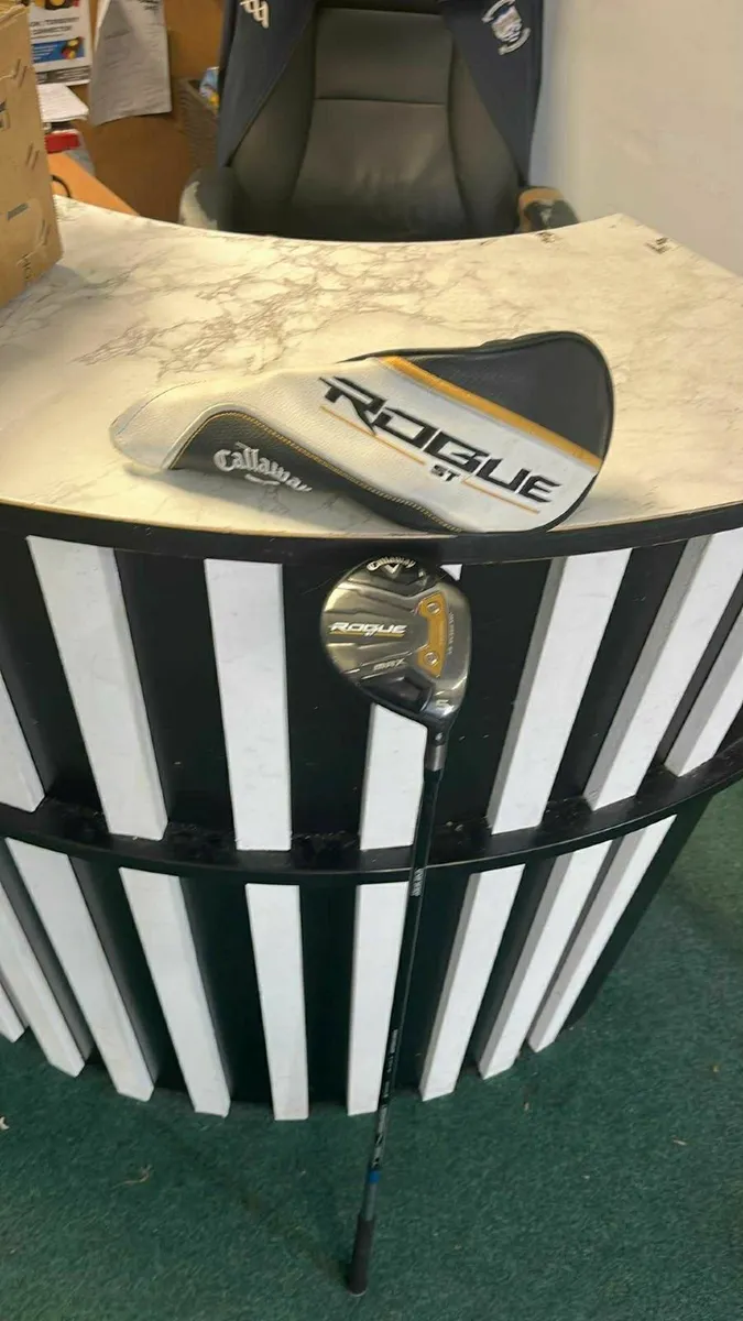 Callaway Rogue ST Max  5 Wood Stiff shaft €165 - Image 3