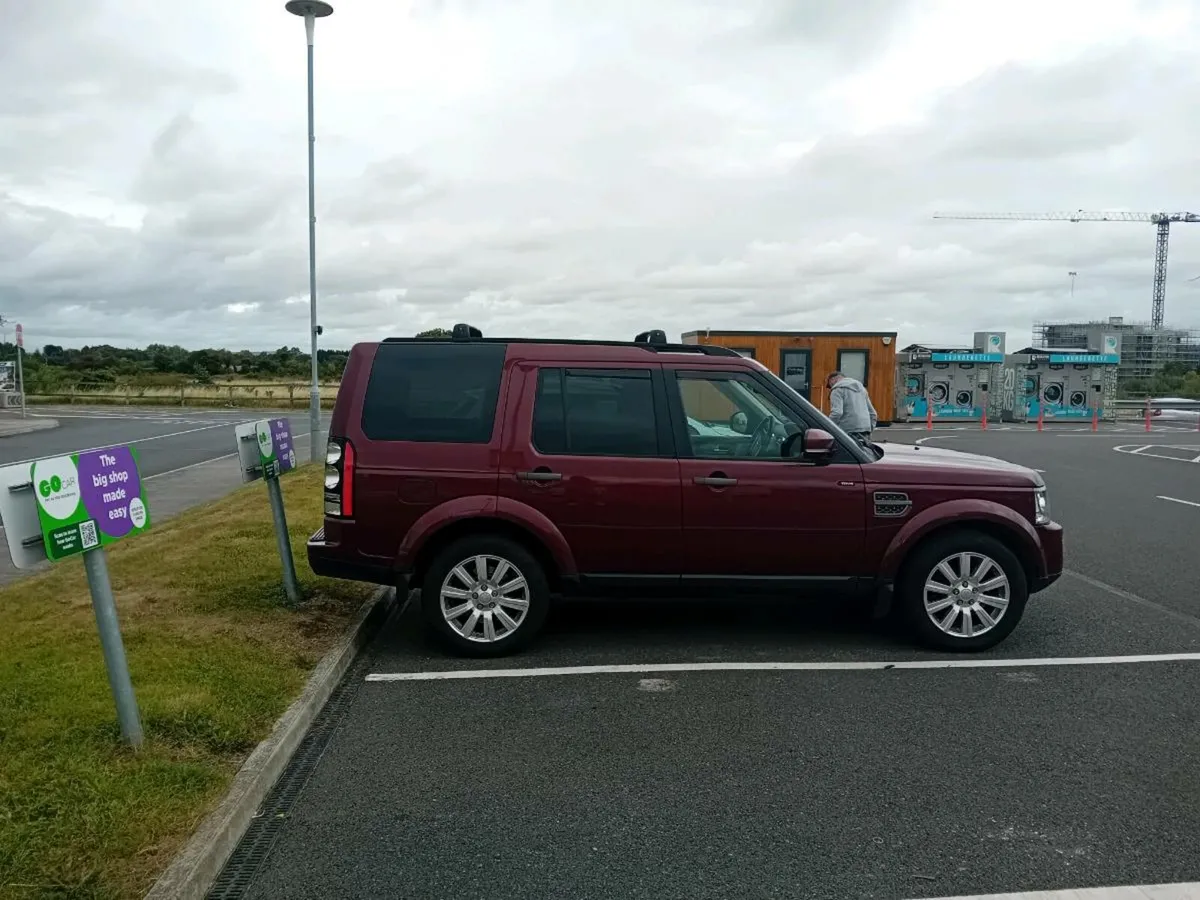 Landrover Discovery 151. Crew Cab - Image 2