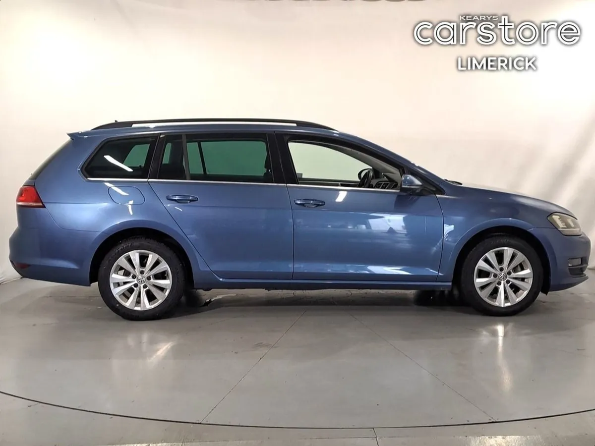 Volkswagen Golf 1.2 PET TSI Auto  low Mileage - Image 2