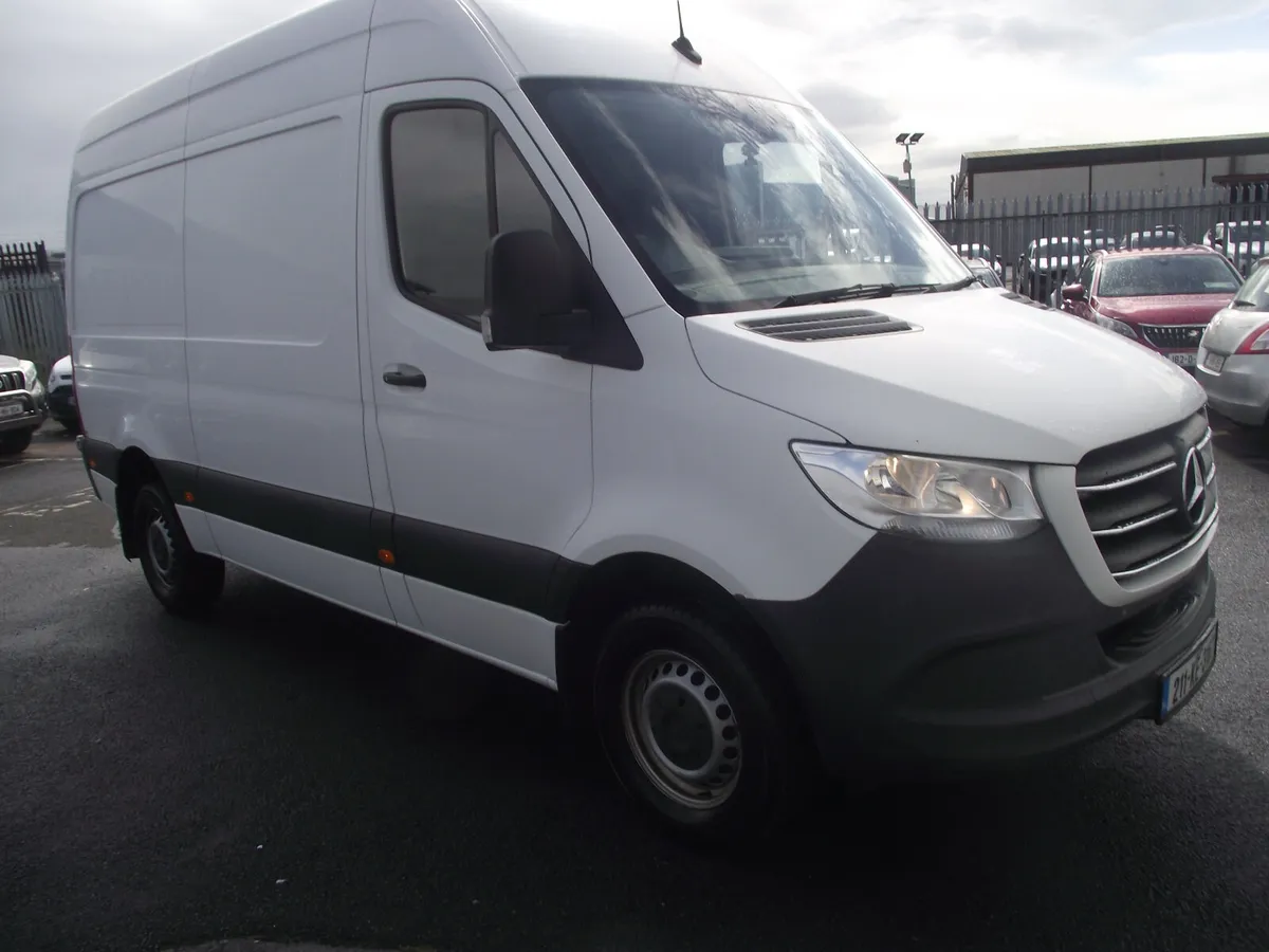 Mercedes-Benz Sprinter 317 H/R 2021 - Image 2