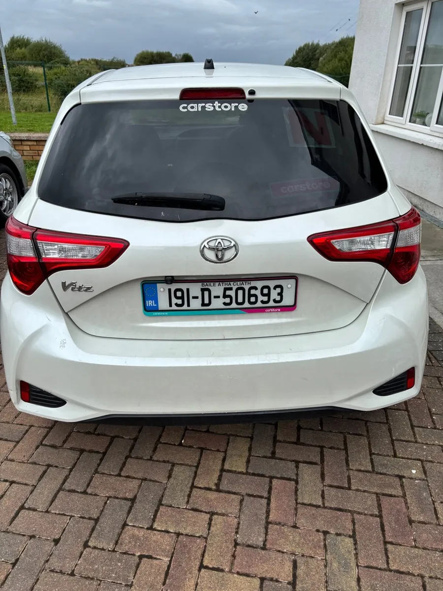 Toyota Vitz - Image 4