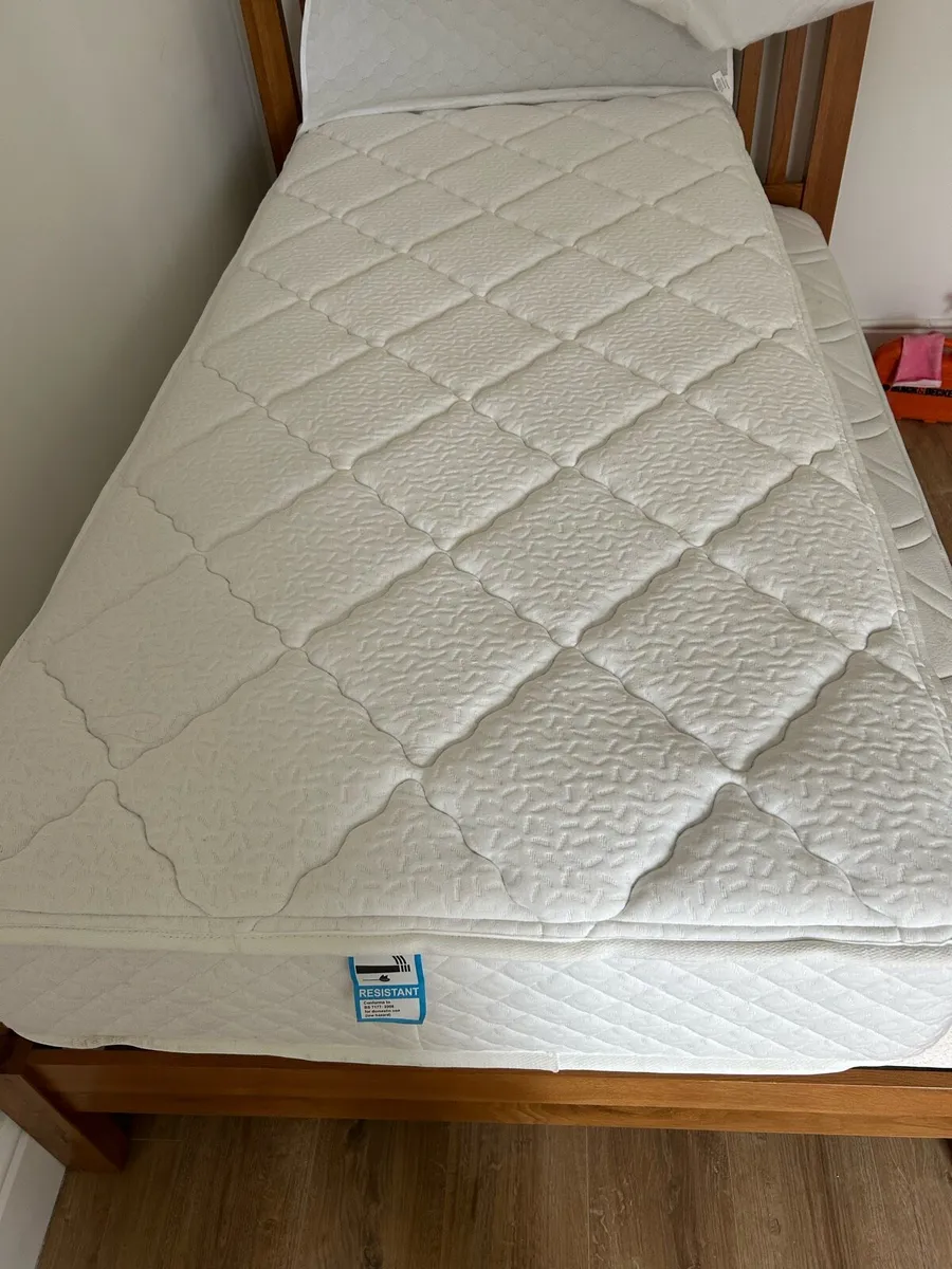 Single mattress - Image 1