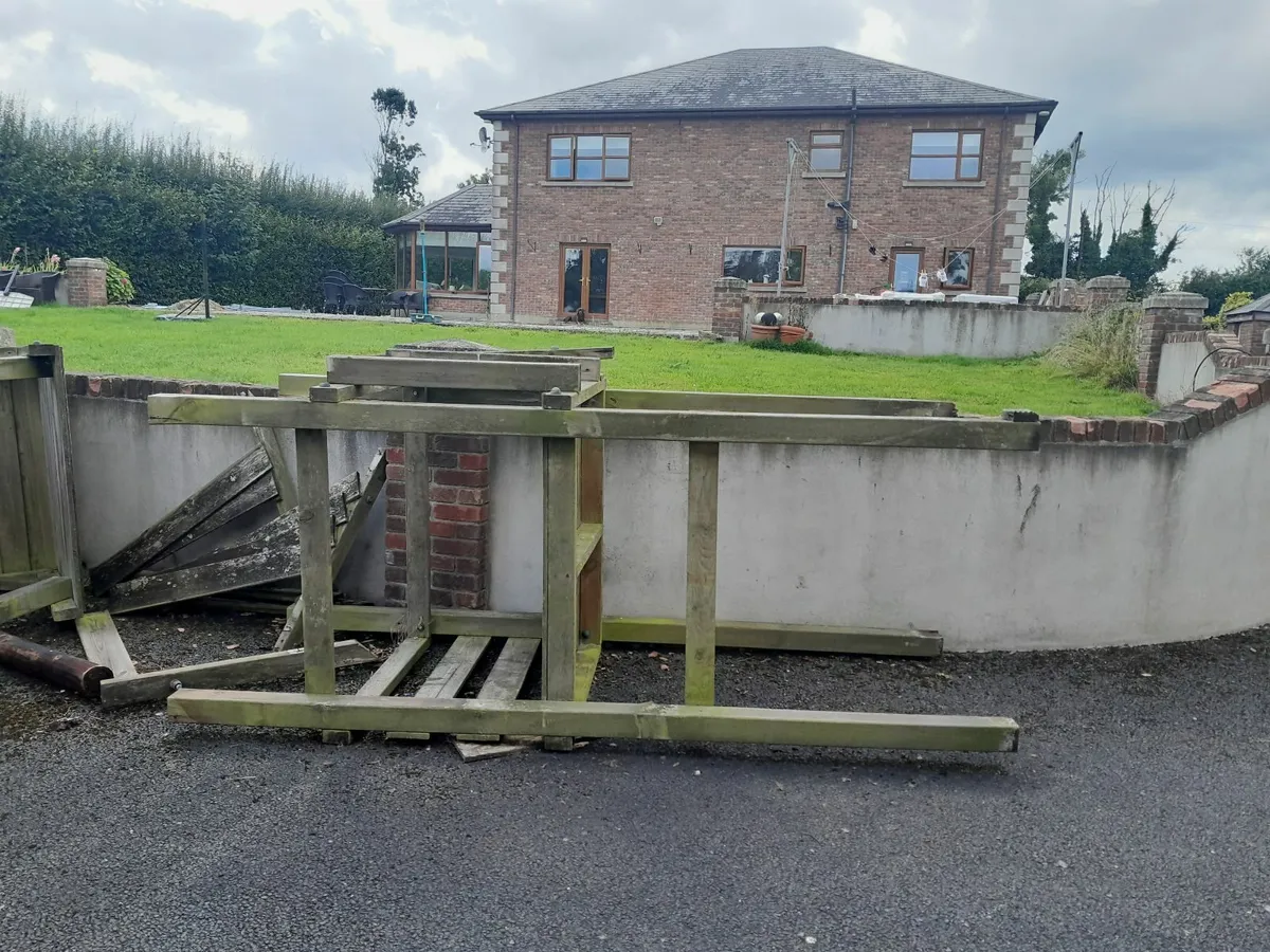 climbing frame - Image 2