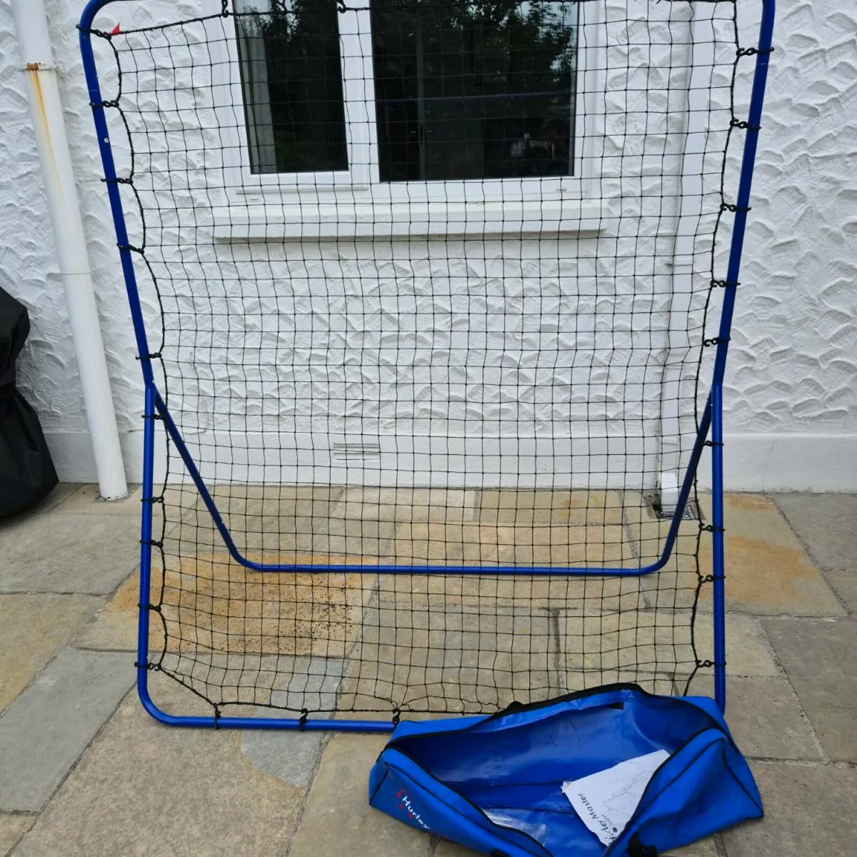 Hurling Rebounder - Image 1