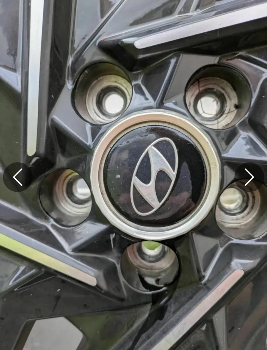Hyundai Alloy Wheels - Image 3