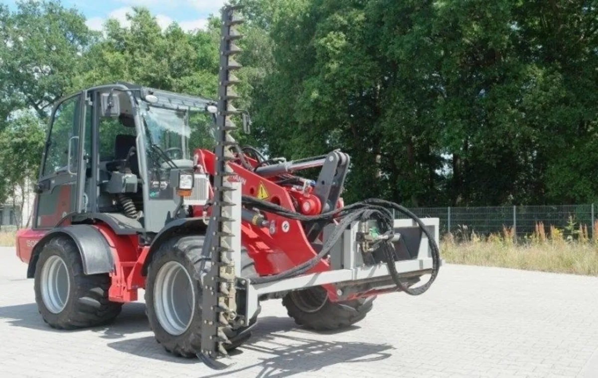Jansen loader hedge trimmers - Image 2