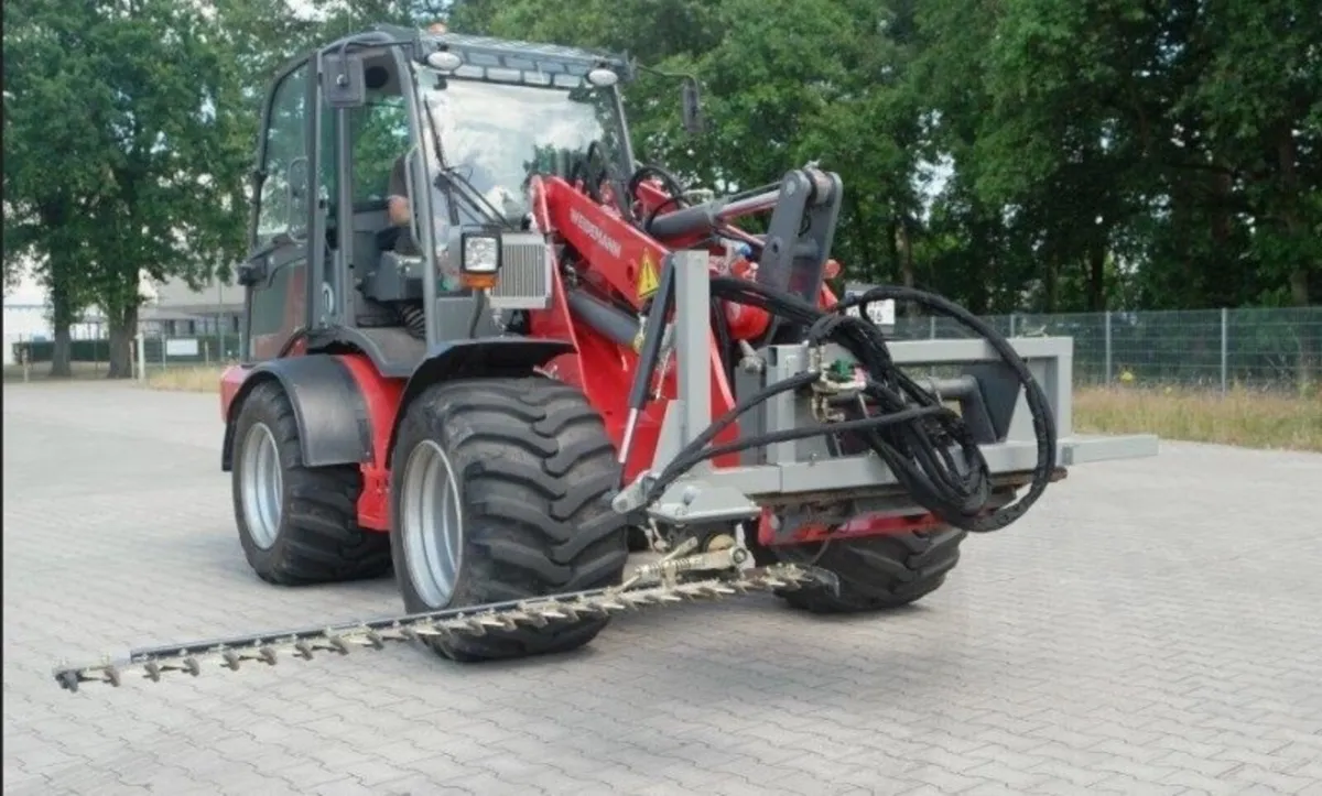 Jansen loader hedge trimmers - Image 1