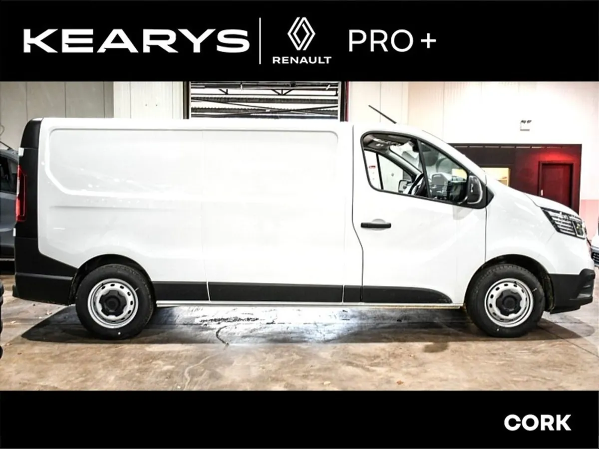 Renault Trafic Ll30 Blue dCi 130 Start Panel Van - Image 4