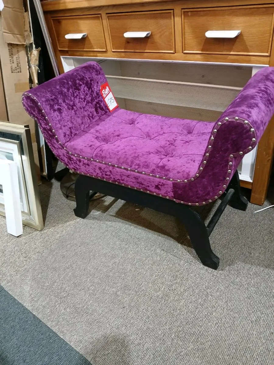 Bench style seat - Image 1
