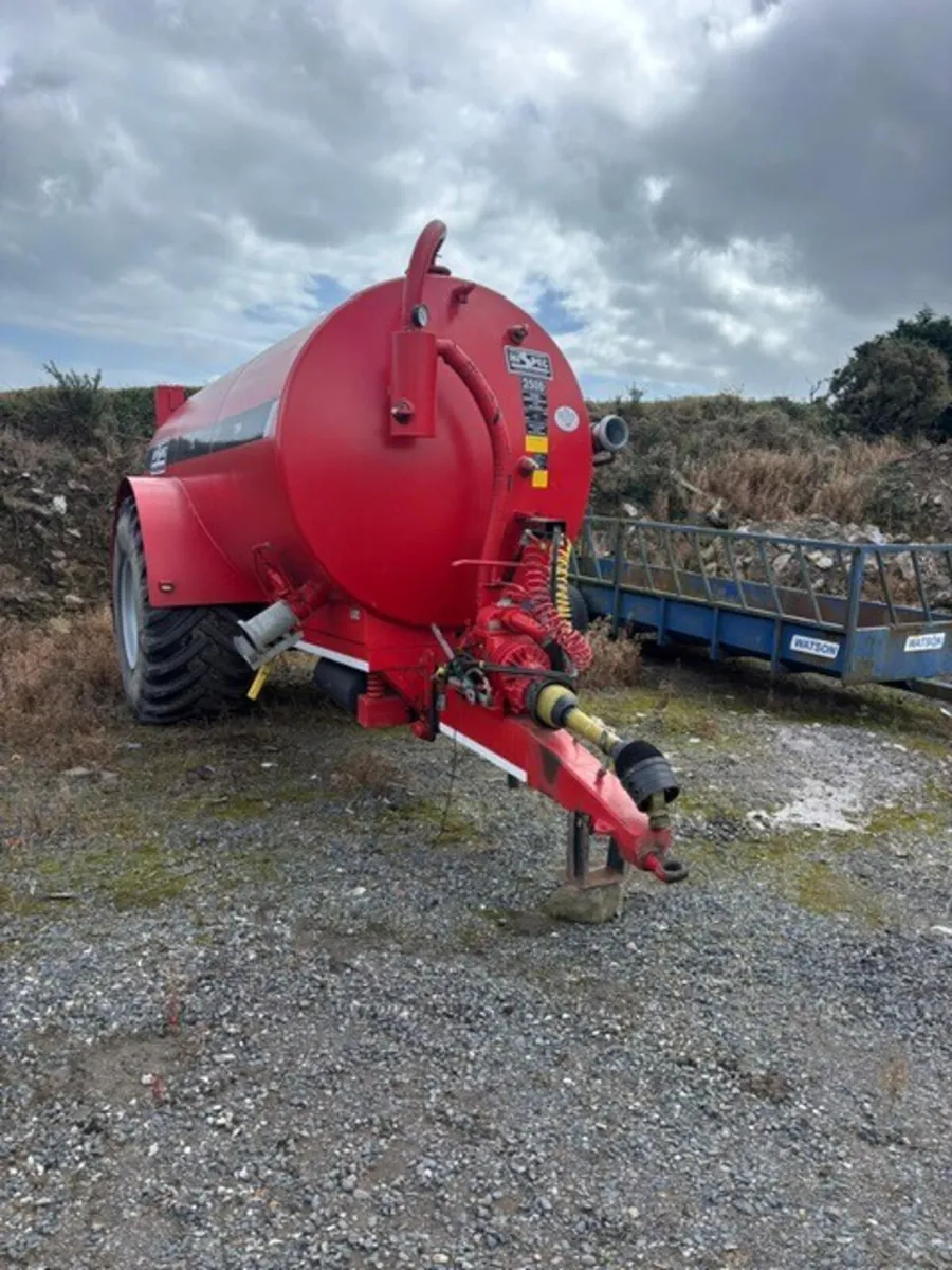 2013 HiSpec 2500 Gal (Due In) - Image 1