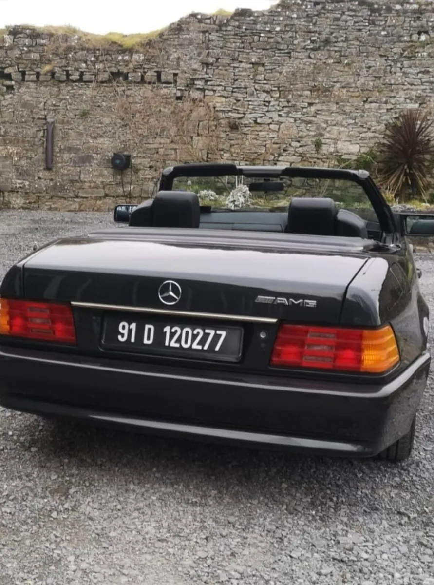 Mercedes SL 300 - Image 1