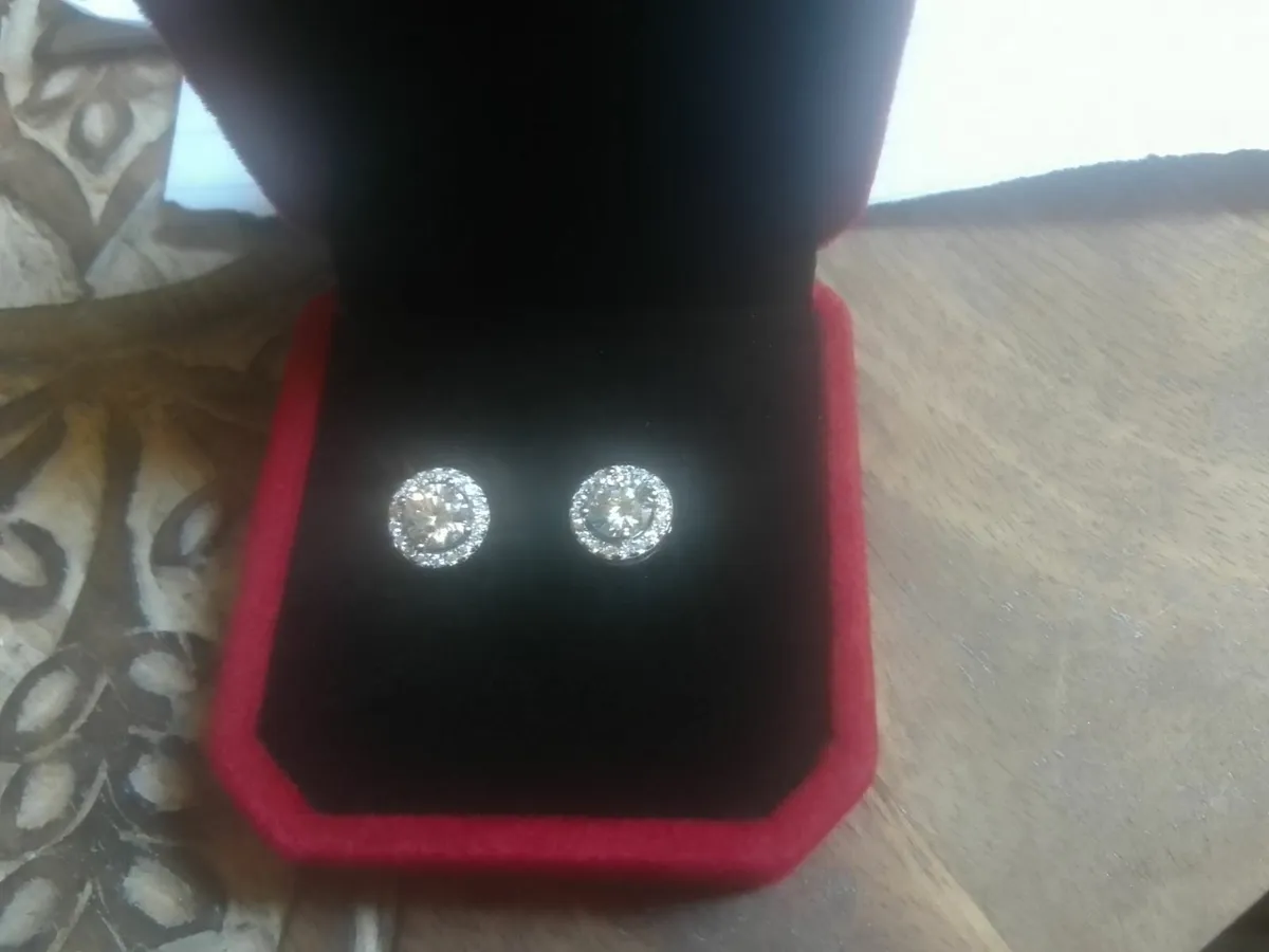 STERLING SILVER MOSSINITE HALO STUD EARRINGS NEW - Image 1