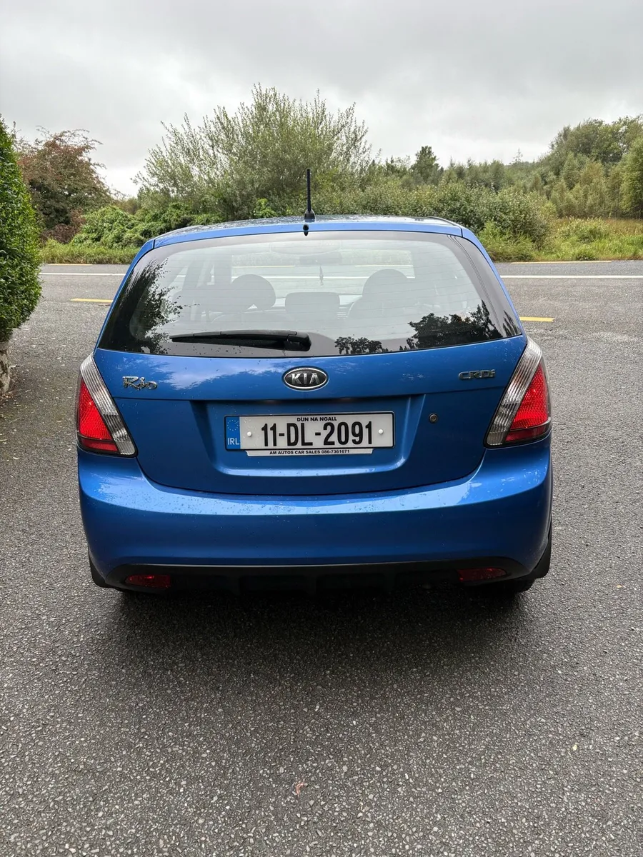 2011 Kia Rio low miles - Image 3