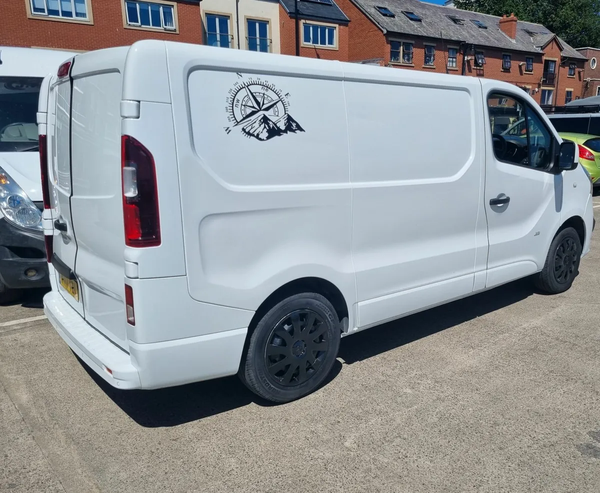 Van - Image 2