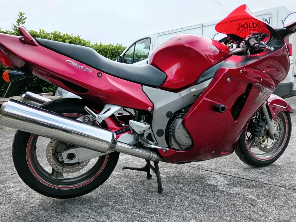 00 Honda blackbird - Image 3