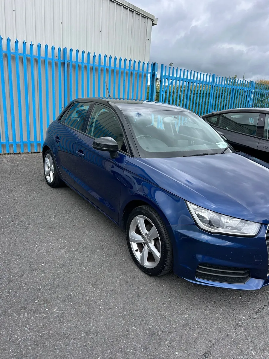 Audi A1 2015 - Image 2