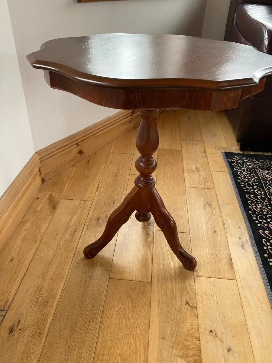 Wooden Round Table - Image 3