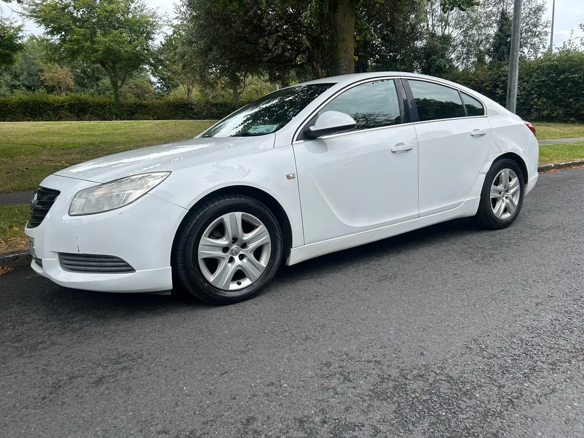 Vauxhall/Opel Insignia Diesel - Image 2