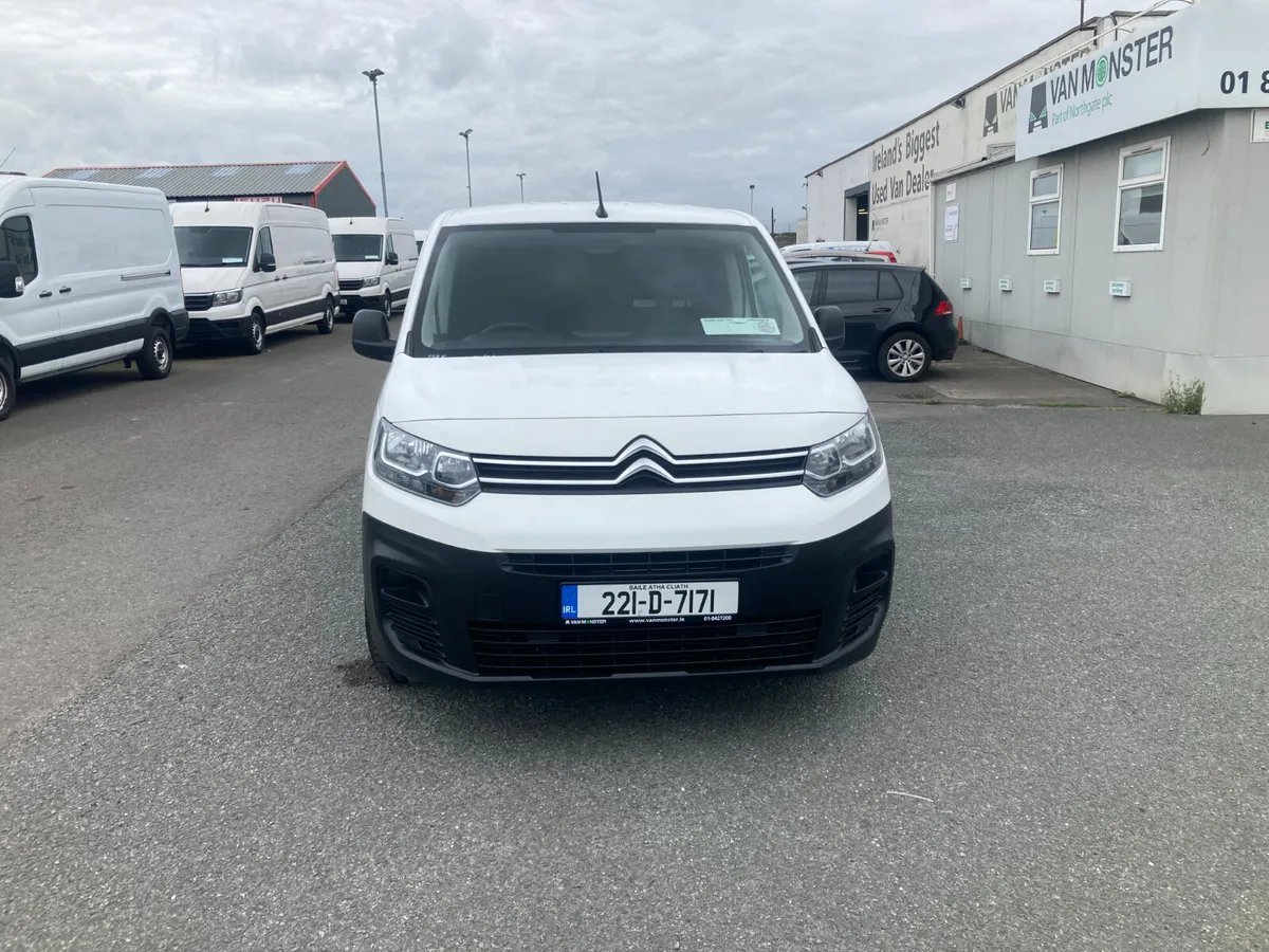 Citroen Berlingo 2022 - Image 2