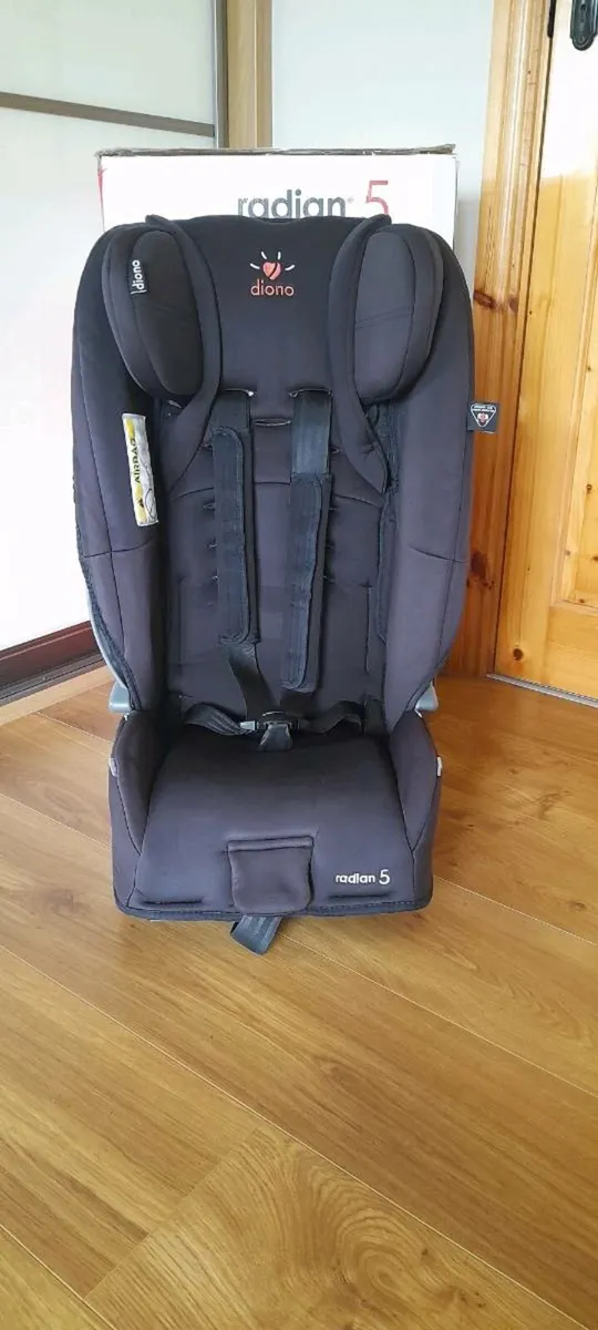 Diono car seat - Image 1