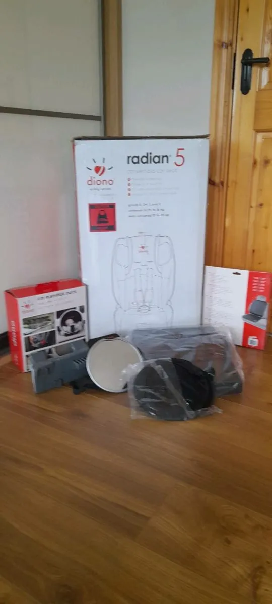 Diono car seat - Image 4