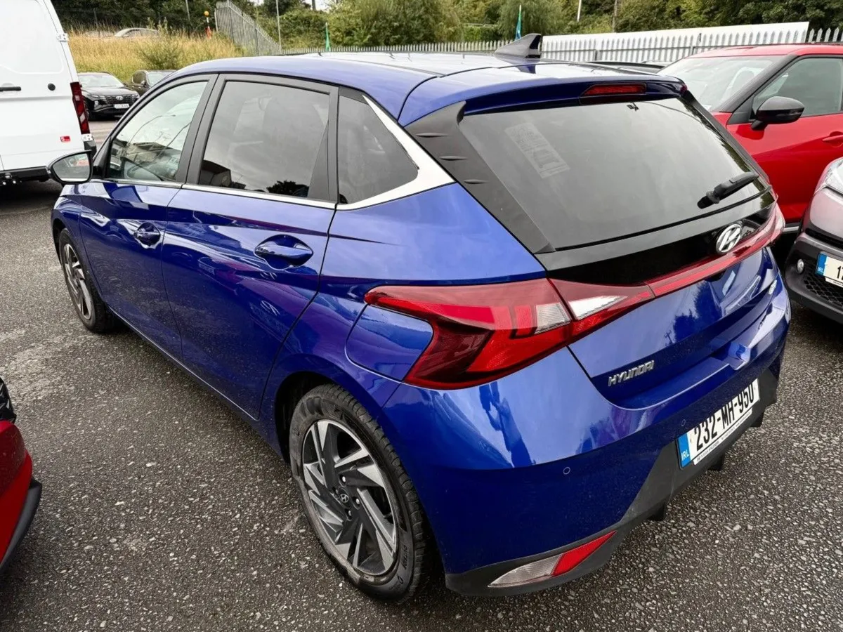Hyundai i20 1.2i Deluxe Plus  just IN - Image 4