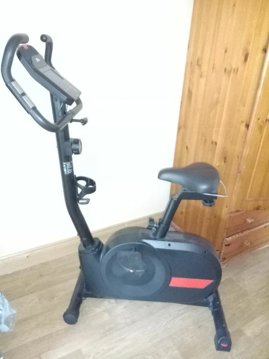 Exercise bike - Image 1