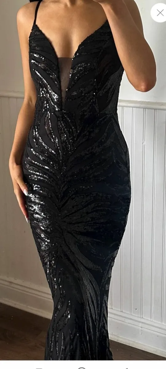 Debs dress - Image 2