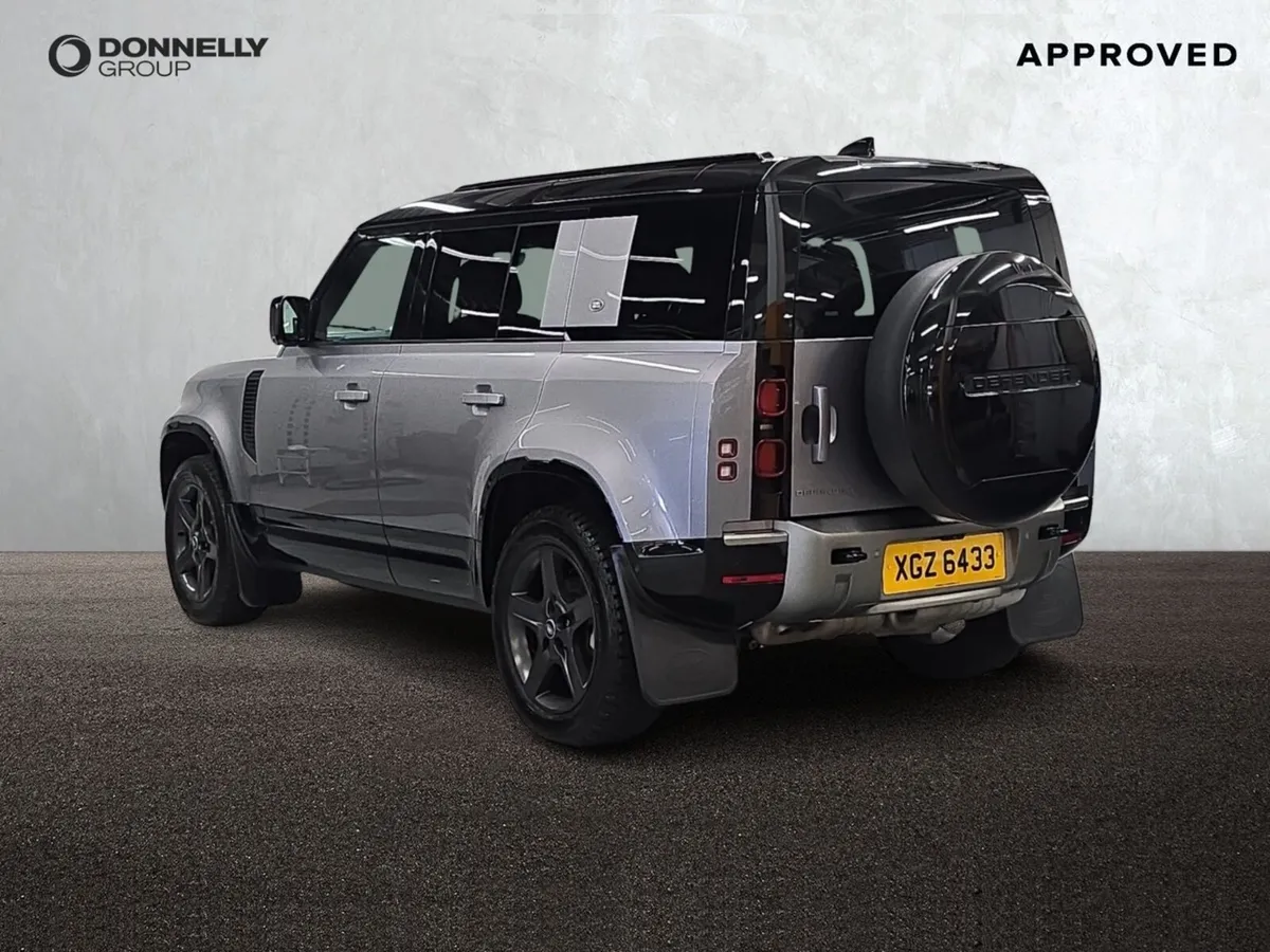 Land Rover Defender Diesel Estate X-Dynamic SE - Image 2