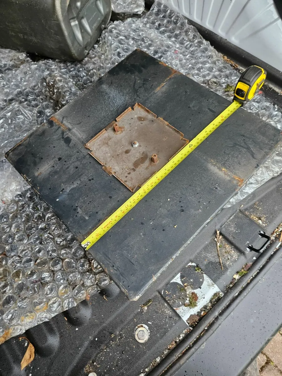 45cm x 45cm Turntable. - Image 3