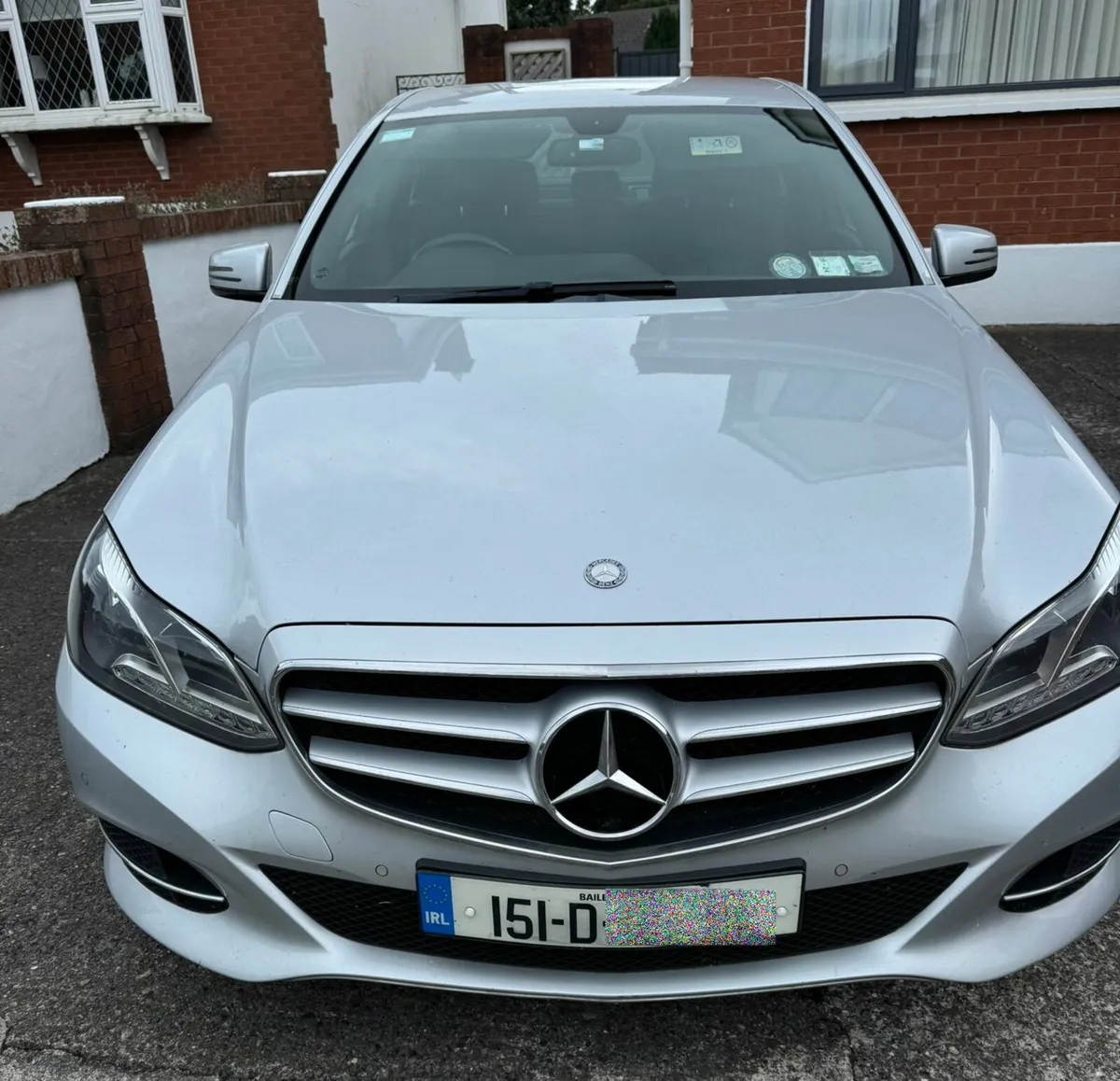 Mercedes-Benz E300 Bluetec Diesel Hybrid - Image 3