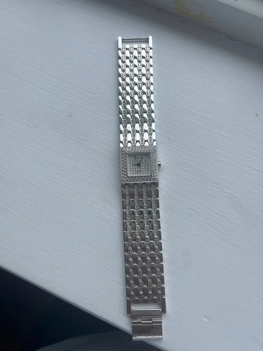 Watch. - Image 1