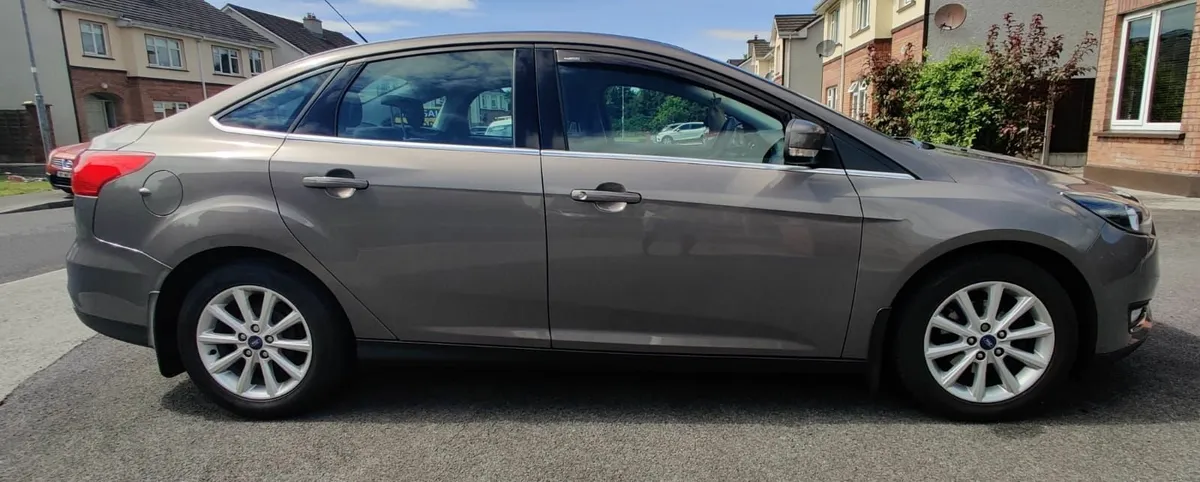 Ford Focus 2015 - Image 1