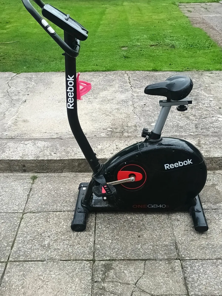 Reebok gb40s exercise bike - Image 1