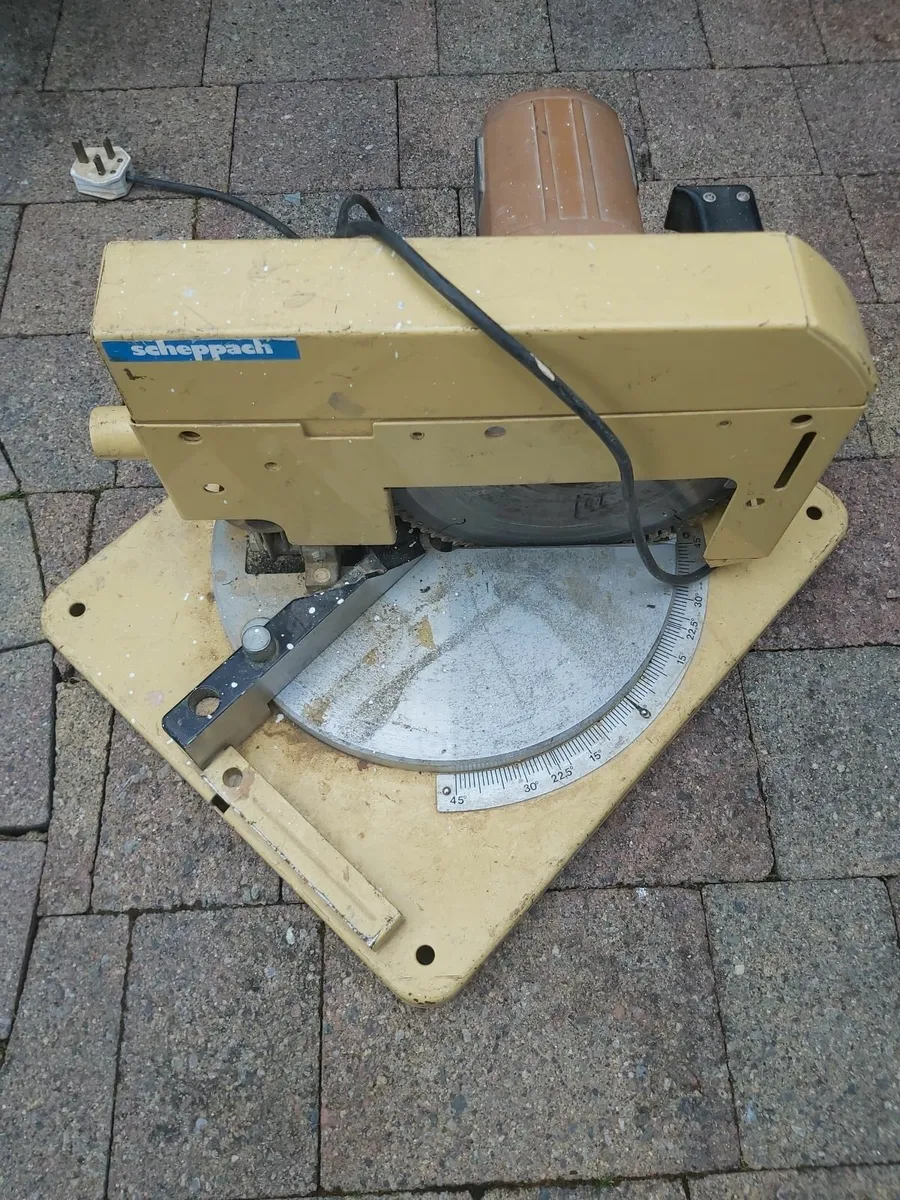 Chop saw - Image 1