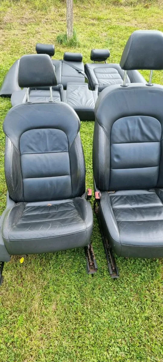 Seats skoda superb II - Image 2