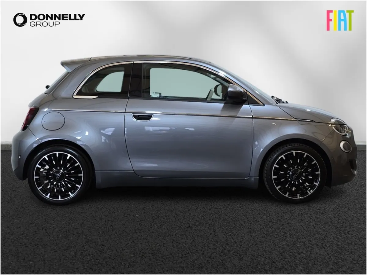 Fiat 500 Electric Hatchback La Prima - Image 3