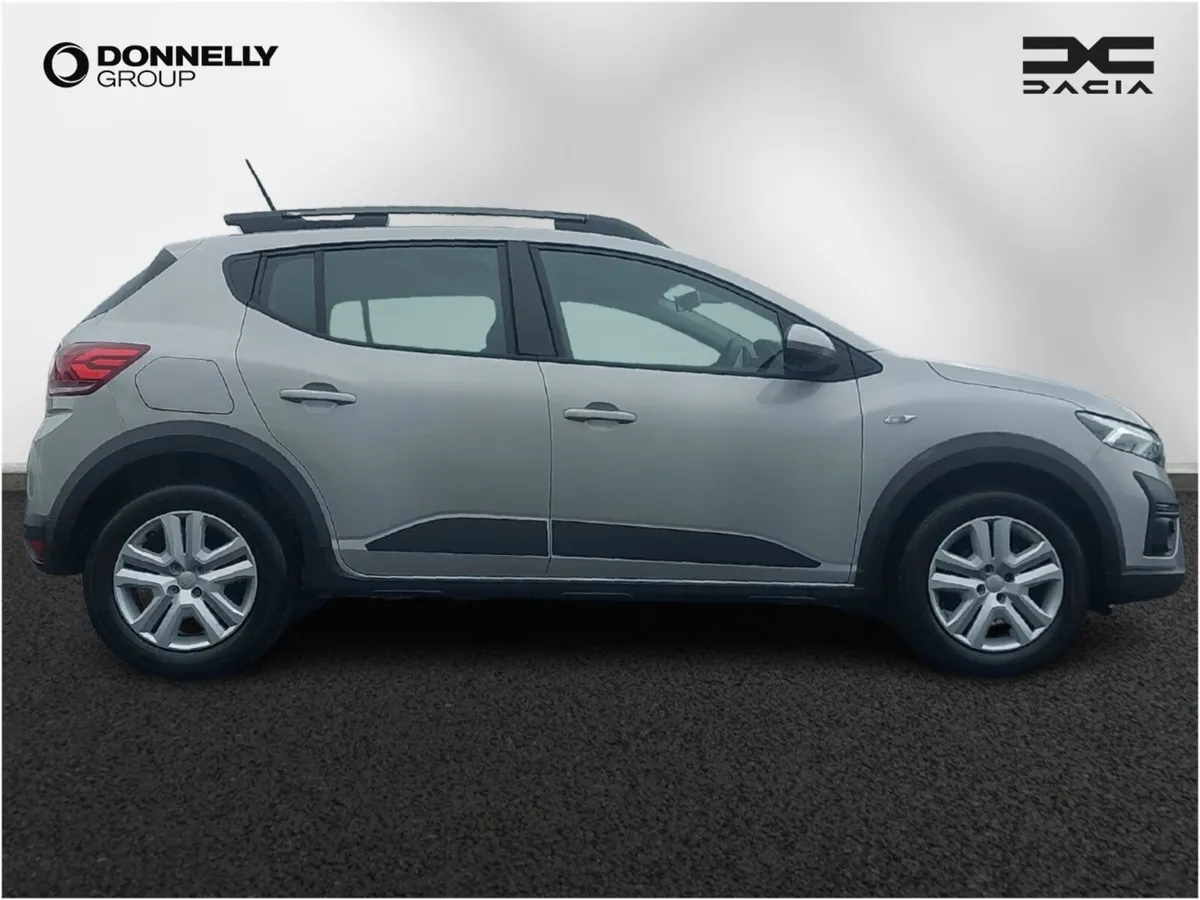 Dacia Sandero Stepway Hatchback Expression - Image 3