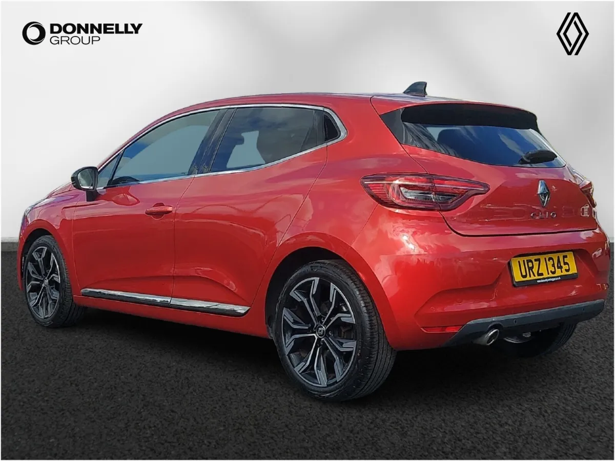 Renault Clio Hatchback Techno - Image 2
