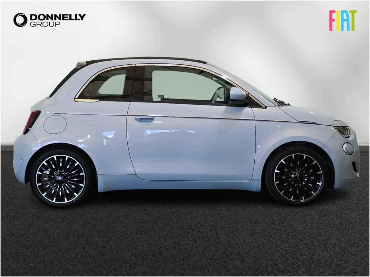 Fiat 500 Electric Cabrio La Prima - Image 3