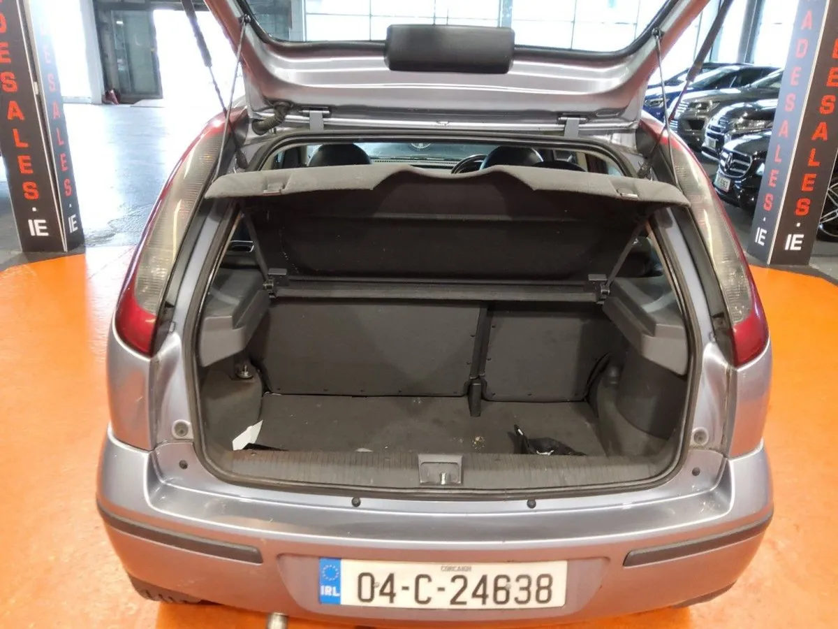 Vauxhall Corsa Corsa - Image 4
