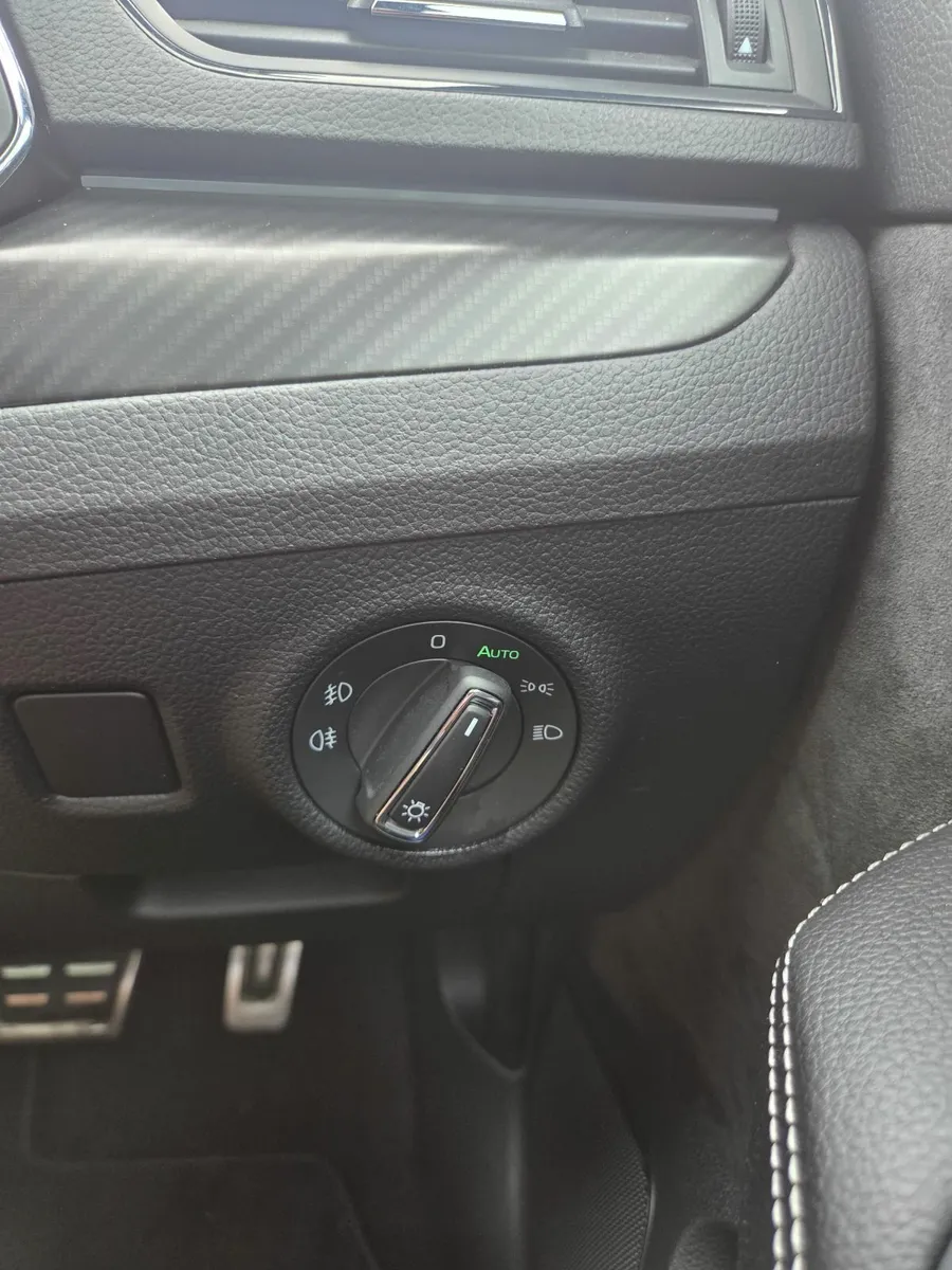 Skoda Superb SPORTLINE 2.0 TDI 150HP DSG - Image 4