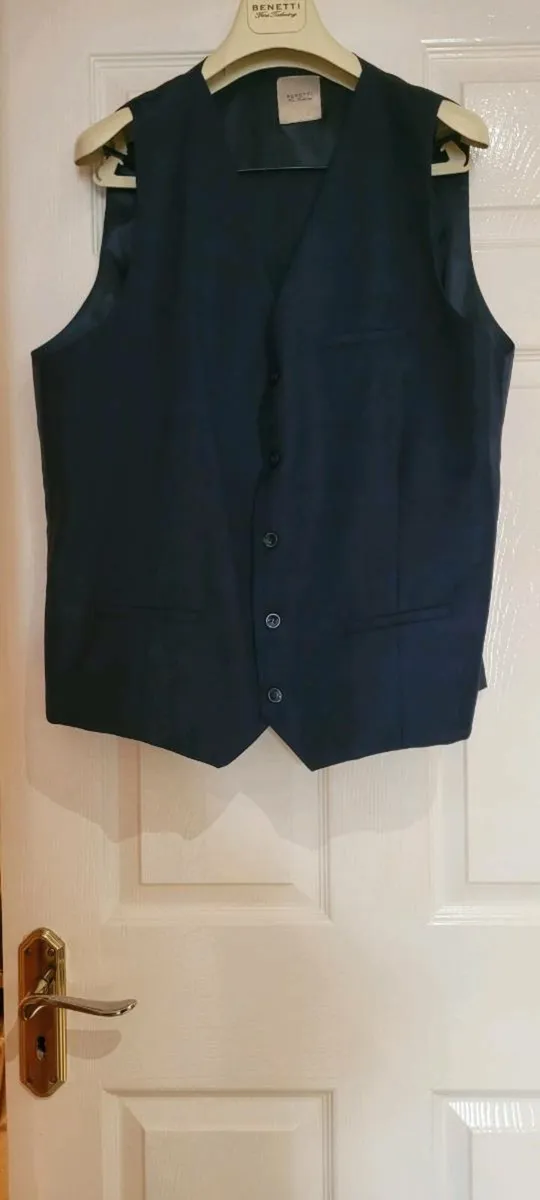 Benetti Suit - Image 2