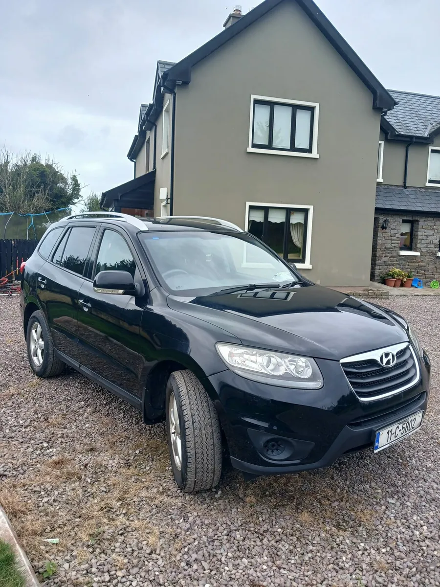 Hyundai santa-fe - Image 1