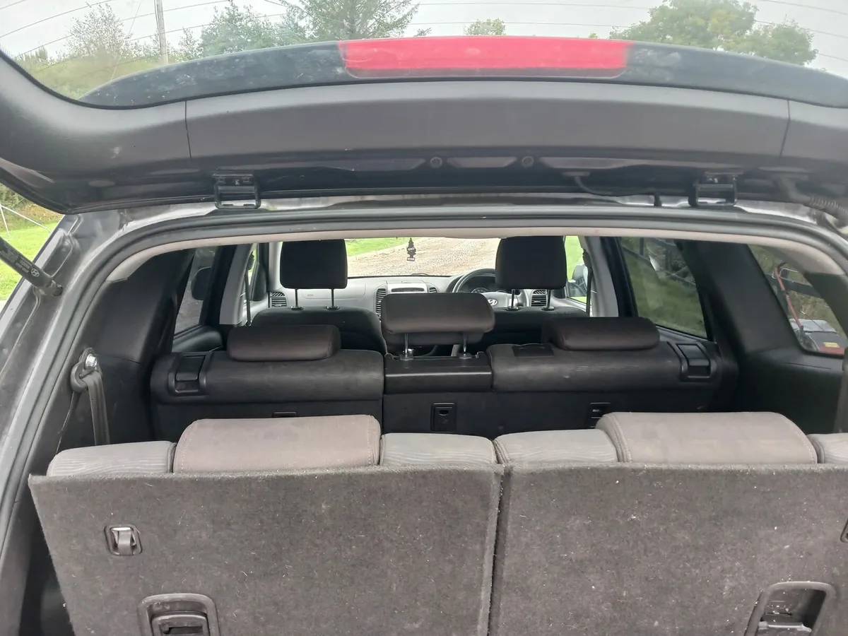Hyundai santa-fe - Image 3
