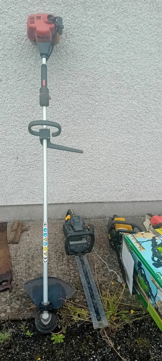 Chain saw - Image 2