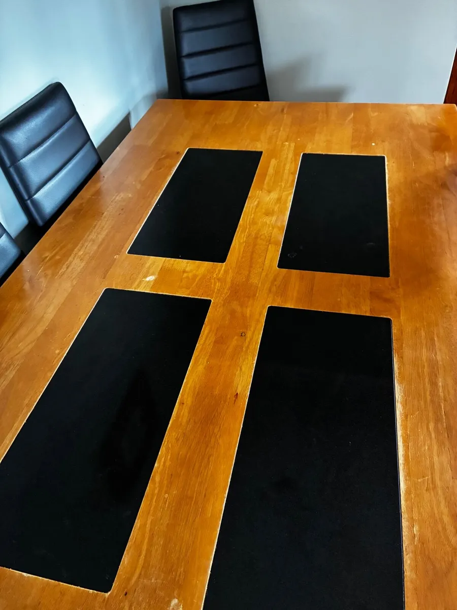 Table & 6 chairs - Image 3